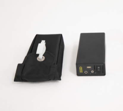 Akku mit Schutzhülle für LED-Beleuchtung.